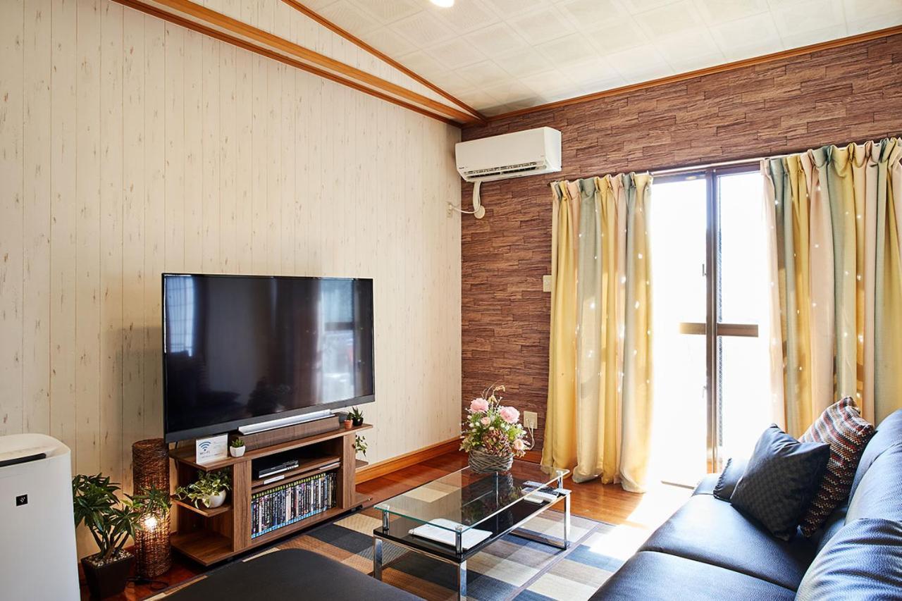 Villa Terrace House Tsubokawa Naha Exterior foto